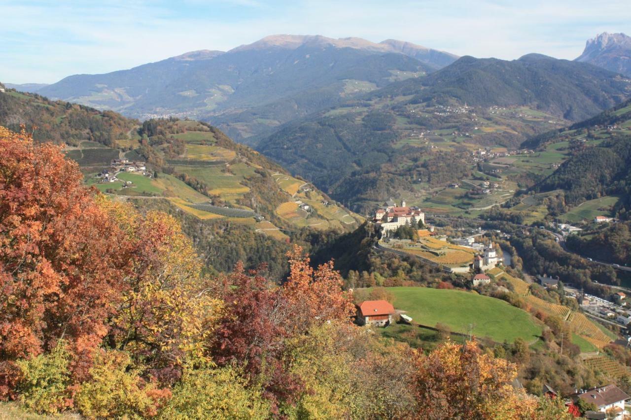 Tschott Hof Villa Villandro Bagian luar foto